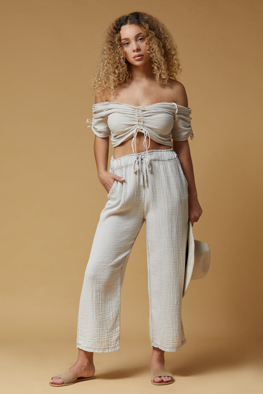 Gauze pull on pant